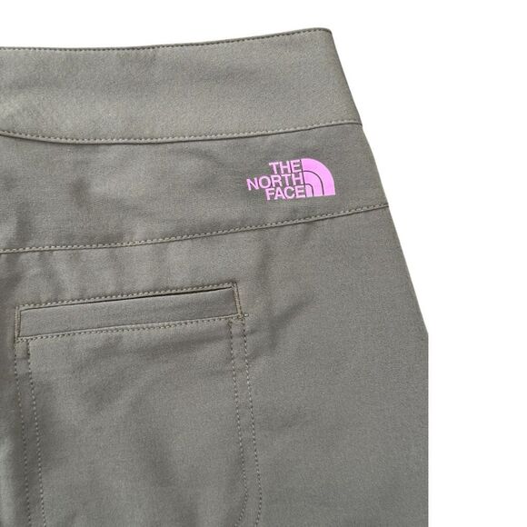 New! The North Face Women's Flat Front Amphibious Short Graphite Grey Size 2 NWT - Picture 5 of 10